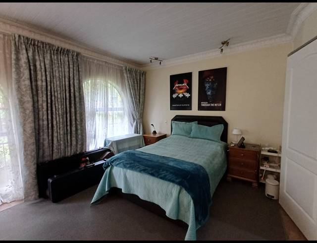 5 BEDROOM HOUSE FOR SALE IN VANDERBIJLPARK SE 2